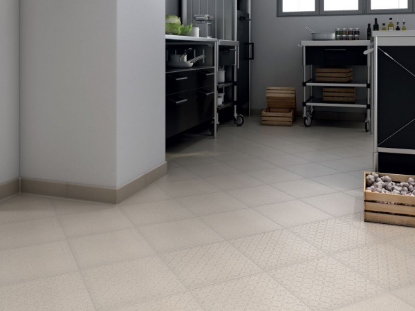 Плинтус Kerama Marazzi Специи Имбирь 20х11,2 беж SP4004\BTS