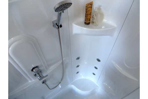 Гидромассажный бокс Royal Bath  120х80х217, матовое стекло, белый профиль, левая, RB 8120BP2-M-L