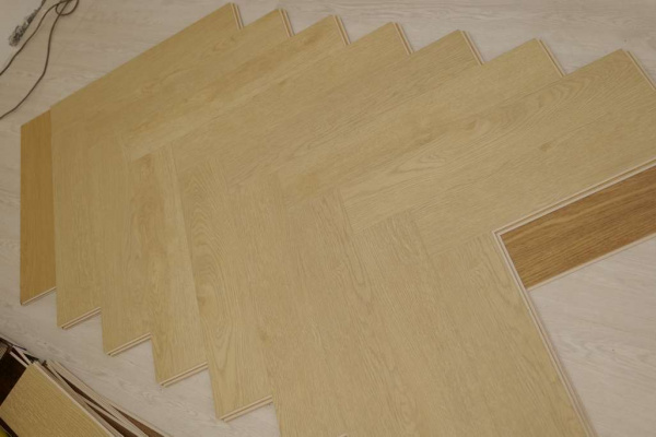 Ламинат SPC EVOFLOOR Коллекция PARQUET CLICK  Planier (Планье)